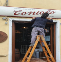 Restyling d’autore per l'insegna dell'osteria Toniolo