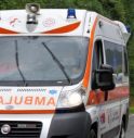 18enne falciato da un'auto: è grave