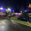 Due auto fuori strada, due morti nella notte