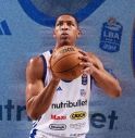 Ike Anigbogu Colpo sotto canestro per la Nutribullet Treviso: arriva il centro Christopher Ike Anigbogu
