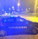 Fugge all'alt dei Carabinieri ma finisce fuori strada