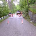 Allarme sul Grappa, c’è chi rimuove le barriere di protezione dalle frane 