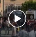 Terrore davanti a una scuola superiore: otto studenti feriti nella sparatoria