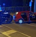 Auto tampona pattuglia dei carabinieri, feriti gli occupanti  