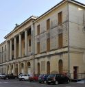 Scuola degradata, preside minaccia la chiusura