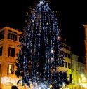 Centro invaso per il primo week end di Natale a piedi 