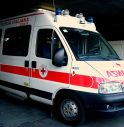 Incidente in motorino, 28enne in gravi condizioni