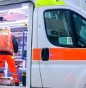 Incidente mortale lungo la provinciale: centauro perde la vita nello scontro frontale tra la sua moto e un'automo