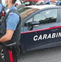 Picchia la fidanzata e le ruba l'auto, denunciato