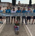 Palio: dopo la polemica per la foto, i soldi della vittoria al cimitero 