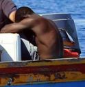 Scontro tra nave e barcone migranti: tragedia al largo della Tunisia