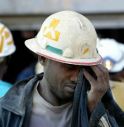 Sudafrica, 500 uomini intrappolati in una miniera d'oro