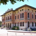 Gli studenti misurano il Piave. Paga il sindaco