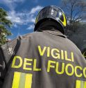 Incidente con camion dei rifiuti al semaforo, traffico in tilt