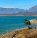 FANNO IL BAGNO NEL LAGO E RISCHIANO DI ANNEGARE