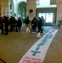 PIAZZA POLA BLINDATA, L'INDIGNAZIONE NON ARRIVA DAVANTI A BANKITALIA