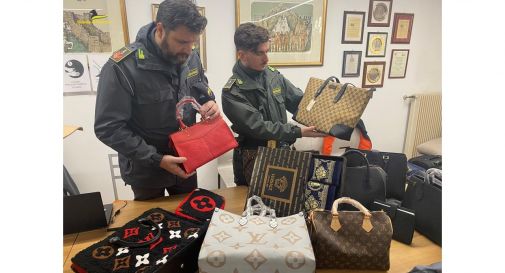 Scoperta la boutique di alta moda ‘‘Fake’’