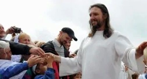 “Io sono la reincarnazione di Gesù”: arrestato in Siberia ex vigile urbano 