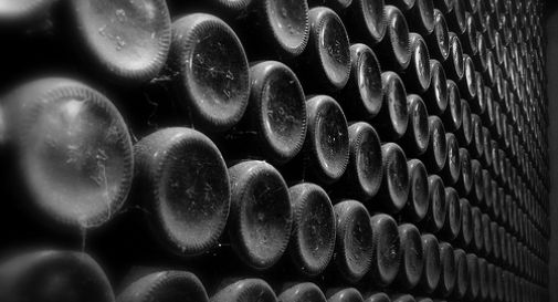 110mila euro di vino acquistati con assegni scoperti