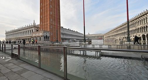 Le barriere in vetro della basilica di San Marco a Venezia montate dalla nota azienda di Montebelluna