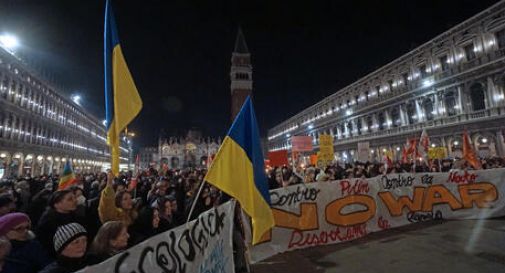 Ucraina: un migliaio in piazza a Venezia contro la guerra 