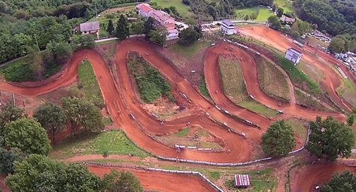 Denuncia alla Procura: la pista a motocross su cimitero della Grande Guerra