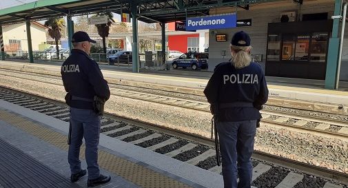 Zaino sospetto in treno, scatta il controllo degli artificieri