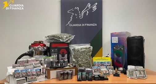 Scoprono 33 chili di droga all’interno di aspirapolveri e casse acustiche