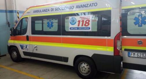 Ciclista travolta da un'auto, è gravissima