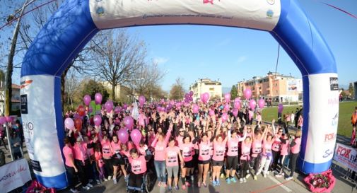 A San Vendemiano corrono 2.600 donne FOTO