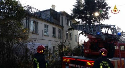 Casa a fuoco, mamma e bimba in ospedale