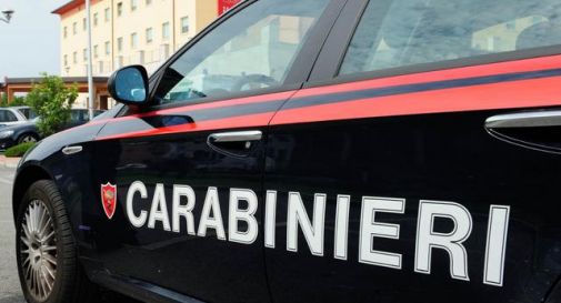 Non disinserisce l'antifurto: tabaccheria invasa dal fumo 