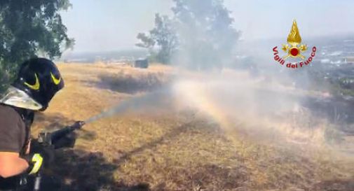 Incendio Carso: bonifica dei Vigili del fuoco con droni