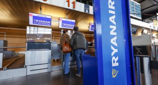 Ryanair taglia i voli: ''Le tasse dello scalo sono aumentate del 38%'' 