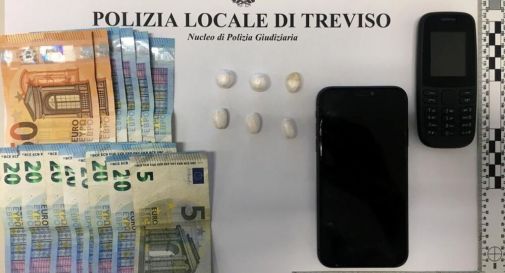 il materiale sequestrato