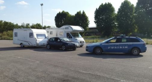 Nomadi rubano bici da bambino, la polizia li blocca