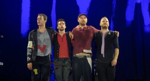 Vende biglietti Coldplay a prezzi 'stracciati', ma è truffa 