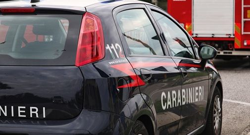 Picchia la compagna dopo il controllo dei militari: arrestato 48enne