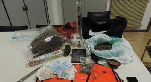 Un chilo di marijuana in casa, arrestato 22enne