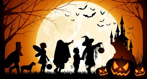 Gruppo di ragazzini picchia e deruba i passanti nella notte di Halloween