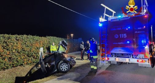 Roncade, esce di strada e finisce nel canale: morto