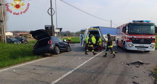 Schianto tra due auto a Pieve del Grappa, quattro i feriti