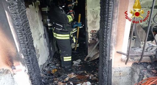 Incendio a Farra: salvati dalla taverna in fiamme