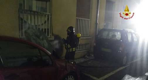 Altra auto a fuoco a Treviso, il piromane colpisce ancora