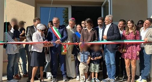 Inaugurato un asilo nido a Santa Lucia di Piave, la struttura comunale debutta già esaurita