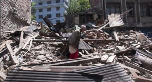 Nepal, due persone estratte vive da macerie a dieci giorni dal sisma