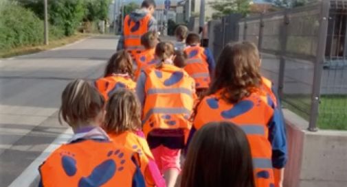 Scuola e salute, a piedi attorno alle mura e sulla torre