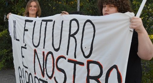 Flash mob Rete studenti medi inizio anno scolastico