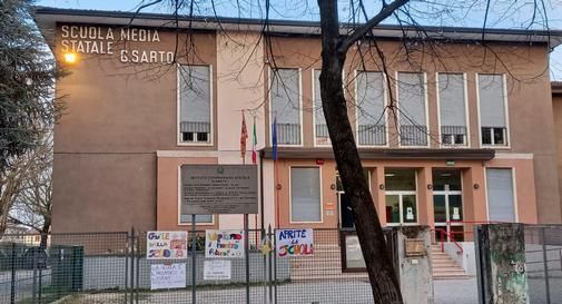 Continuano le proteste di genitori e insegnanti contro la DaD