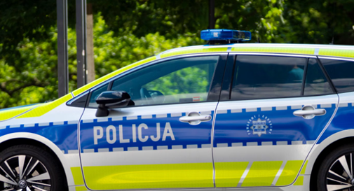 Furgone con 34 migranti fermato dalla polizia: fermati due passeur